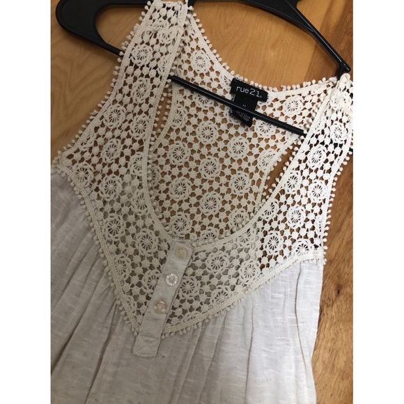 Rue21 tank top - Picture 2 of 3